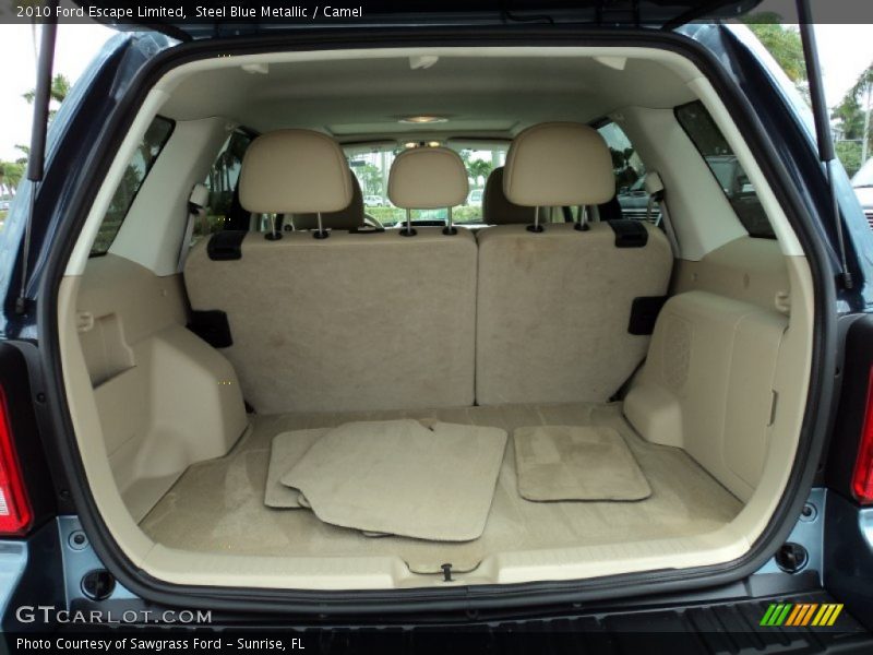 2010 Escape Limited Trunk
