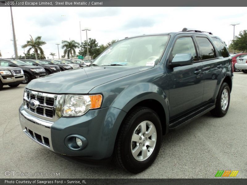 Front 3/4 View of 2010 Escape Limited