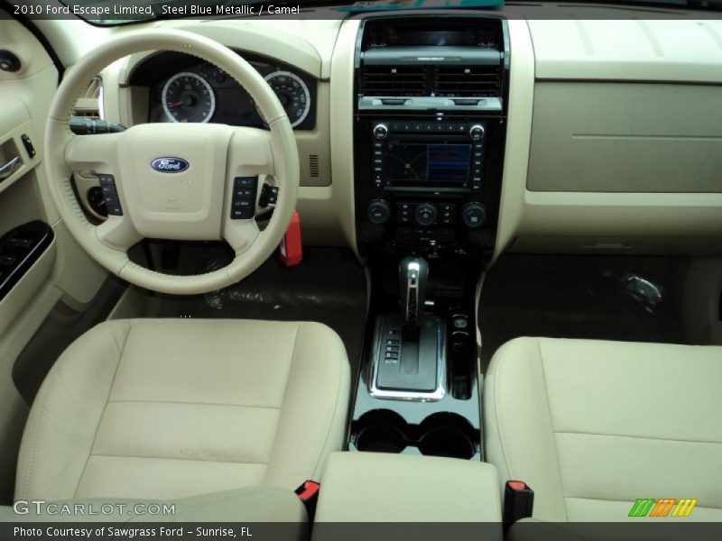 Dashboard of 2010 Escape Limited