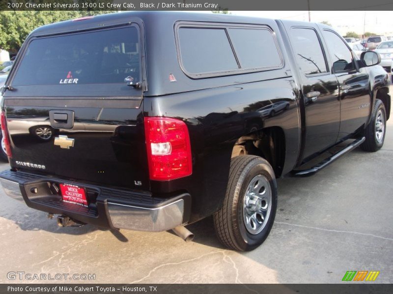 Black / Dark Titanium Gray 2007 Chevrolet Silverado 1500 LS Crew Cab