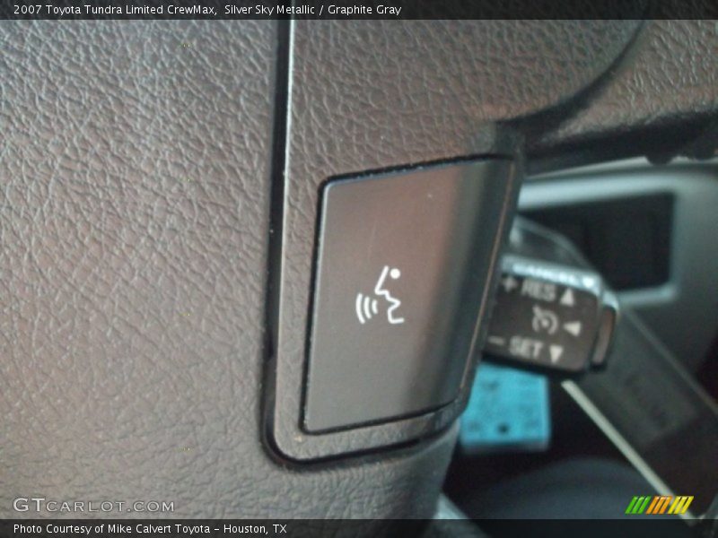 Silver Sky Metallic / Graphite Gray 2007 Toyota Tundra Limited CrewMax