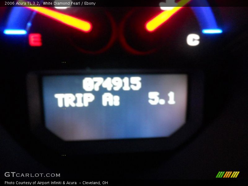 White Diamond Pearl / Ebony 2006 Acura TL 3.2