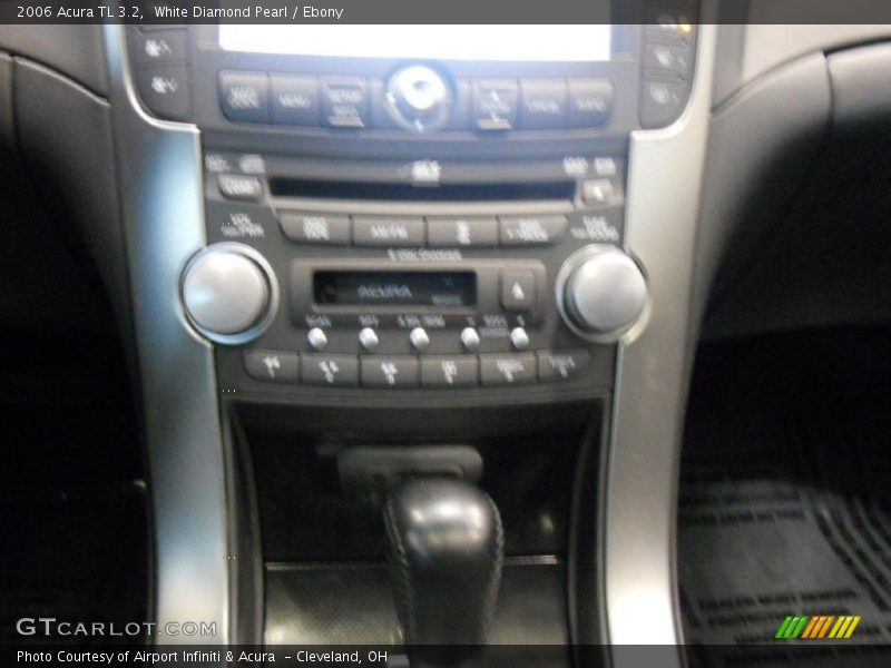 White Diamond Pearl / Ebony 2006 Acura TL 3.2
