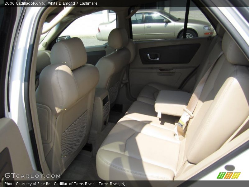 White Diamond / Cashmere 2006 Cadillac SRX V6