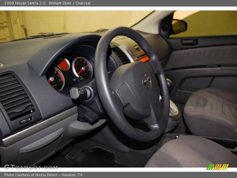 Brilliant Silver / Charcoal 2009 Nissan Sentra 2.0