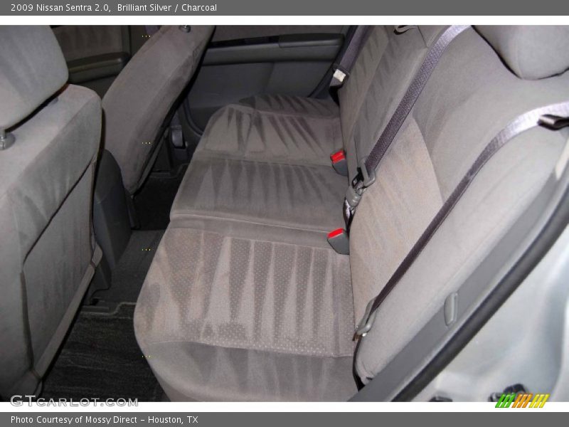 Brilliant Silver / Charcoal 2009 Nissan Sentra 2.0