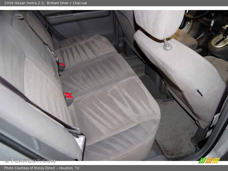 Brilliant Silver / Charcoal 2009 Nissan Sentra 2.0