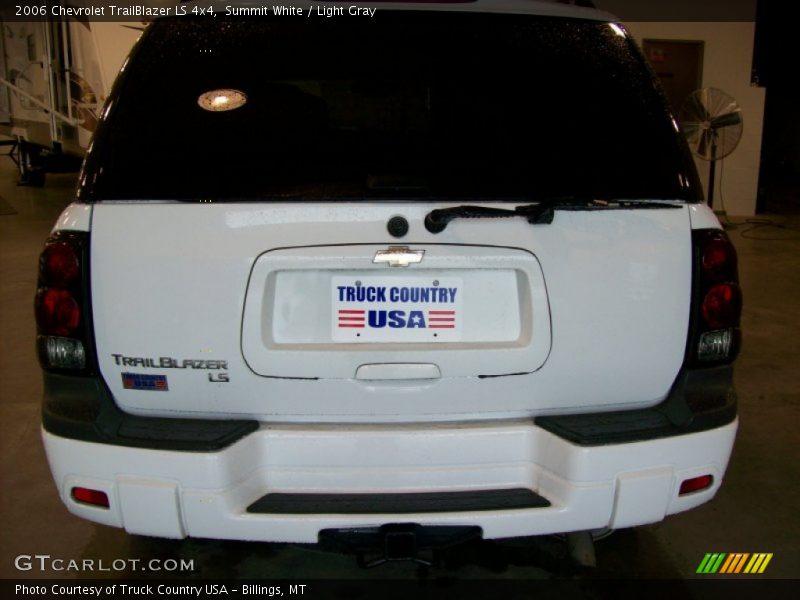 Summit White / Light Gray 2006 Chevrolet TrailBlazer LS 4x4