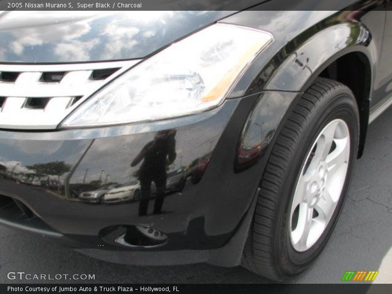 Super Black / Charcoal 2005 Nissan Murano S