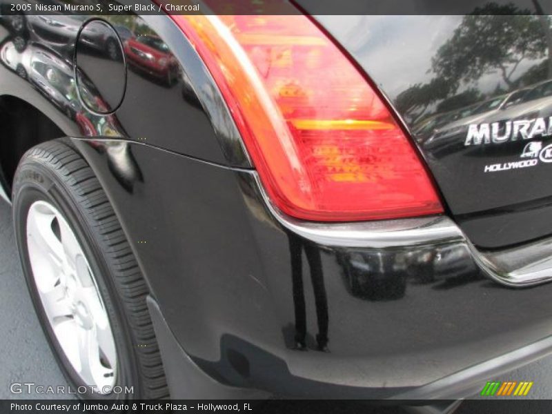 Super Black / Charcoal 2005 Nissan Murano S