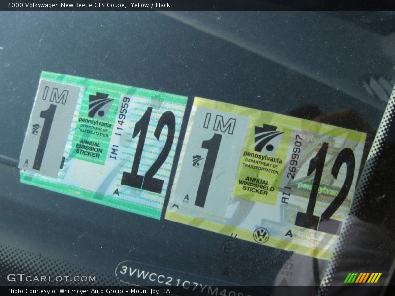 Yellow / Black 2000 Volkswagen New Beetle GLS Coupe