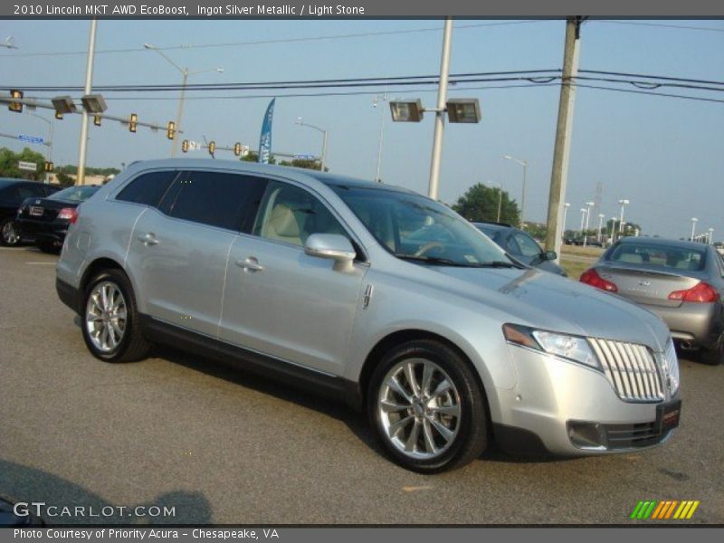 Ingot Silver Metallic / Light Stone 2010 Lincoln MKT AWD EcoBoost