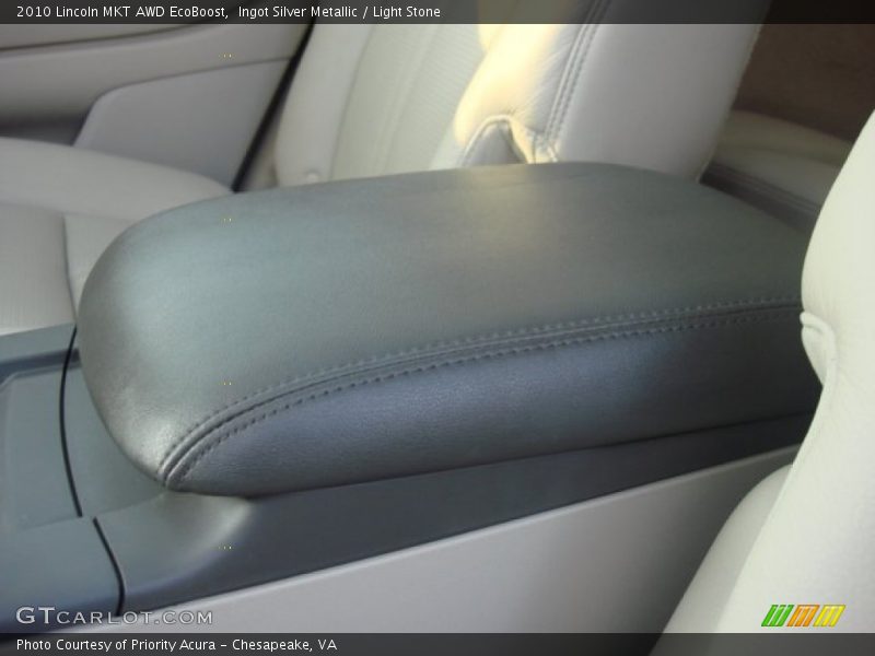 Ingot Silver Metallic / Light Stone 2010 Lincoln MKT AWD EcoBoost