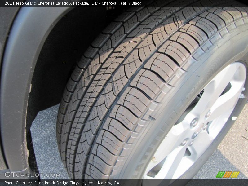 Dark Charcoal Pearl / Black 2011 Jeep Grand Cherokee Laredo X Package