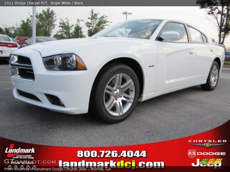 Bright White / Black 2011 Dodge Charger R/T