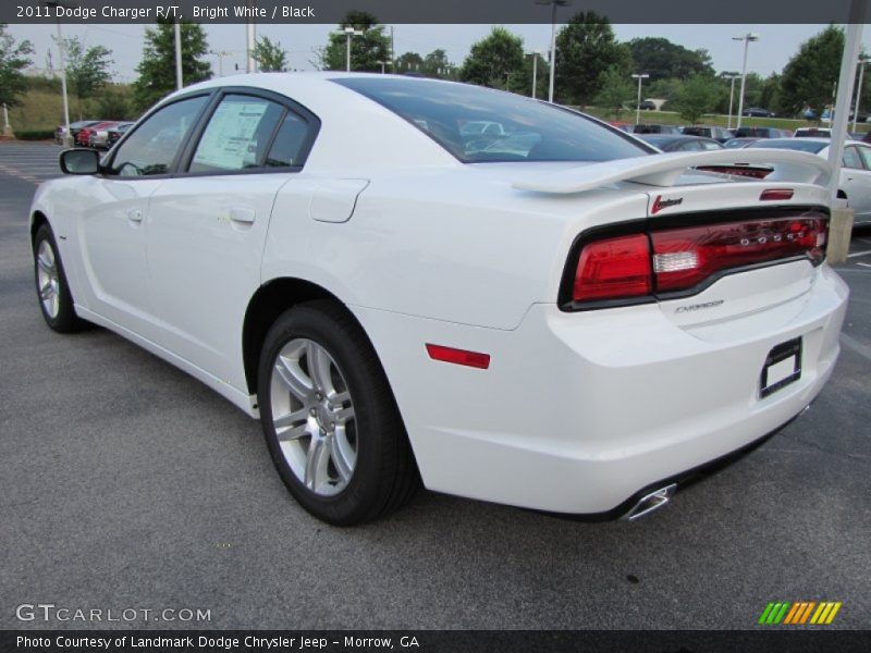 Bright White / Black 2011 Dodge Charger R/T