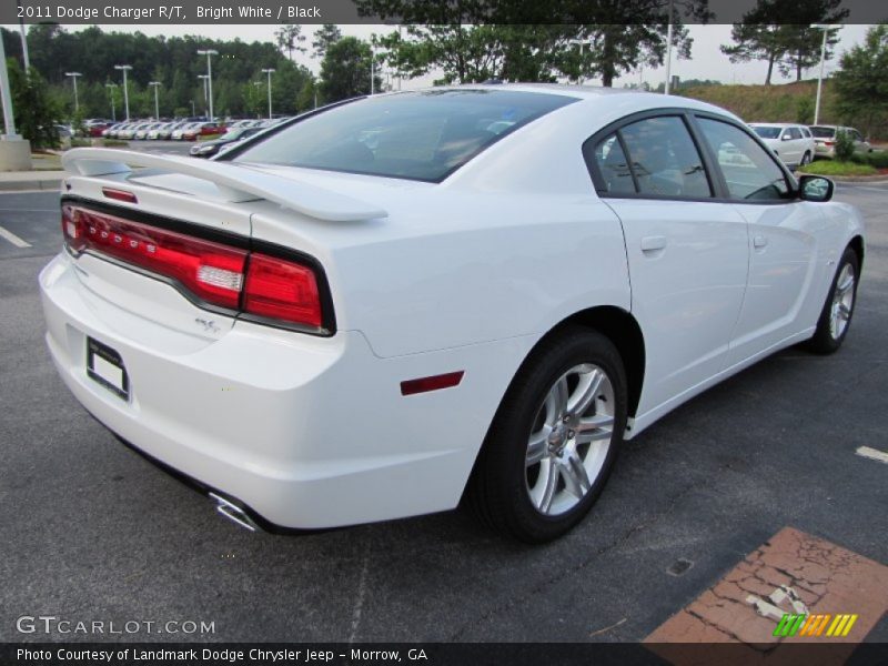 Bright White / Black 2011 Dodge Charger R/T