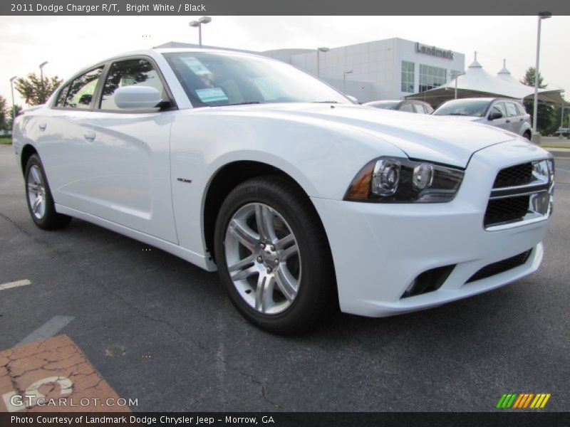 Bright White / Black 2011 Dodge Charger R/T