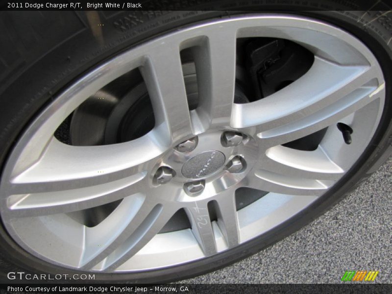 Bright White / Black 2011 Dodge Charger R/T