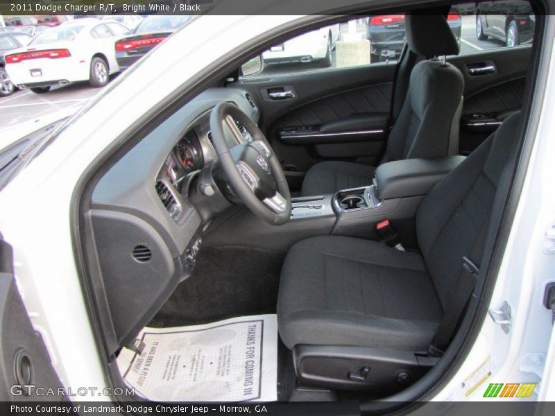 Bright White / Black 2011 Dodge Charger R/T