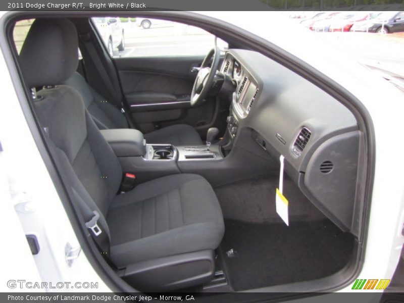 Bright White / Black 2011 Dodge Charger R/T