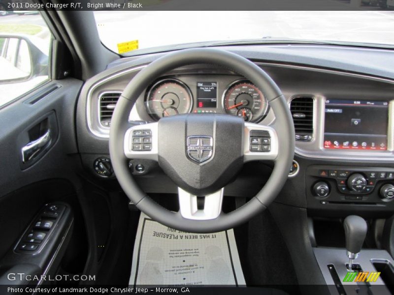 Bright White / Black 2011 Dodge Charger R/T