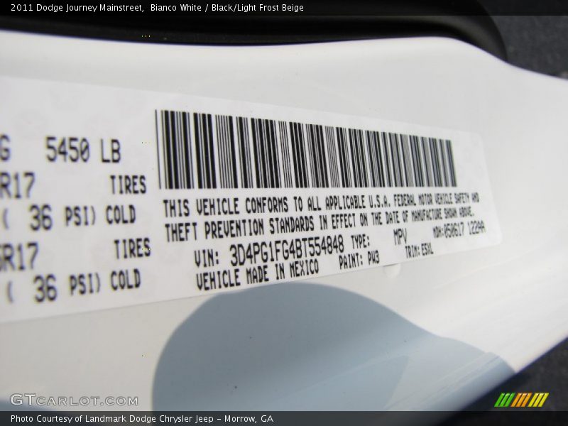 Bianco White / Black/Light Frost Beige 2011 Dodge Journey Mainstreet