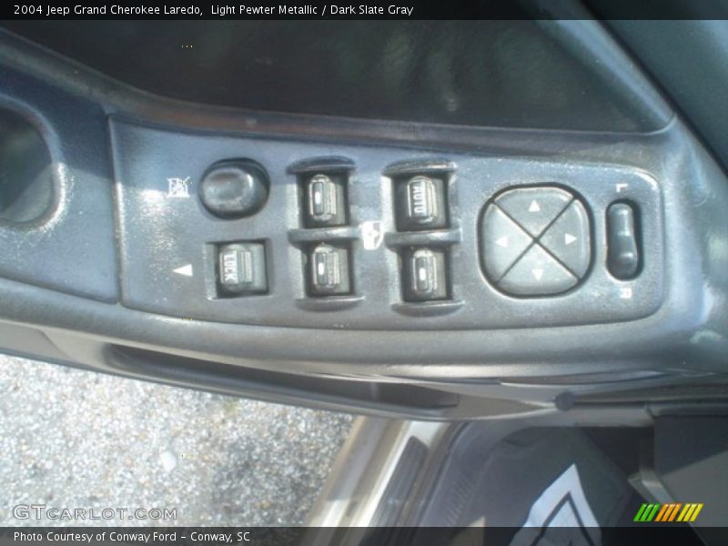 Light Pewter Metallic / Dark Slate Gray 2004 Jeep Grand Cherokee Laredo