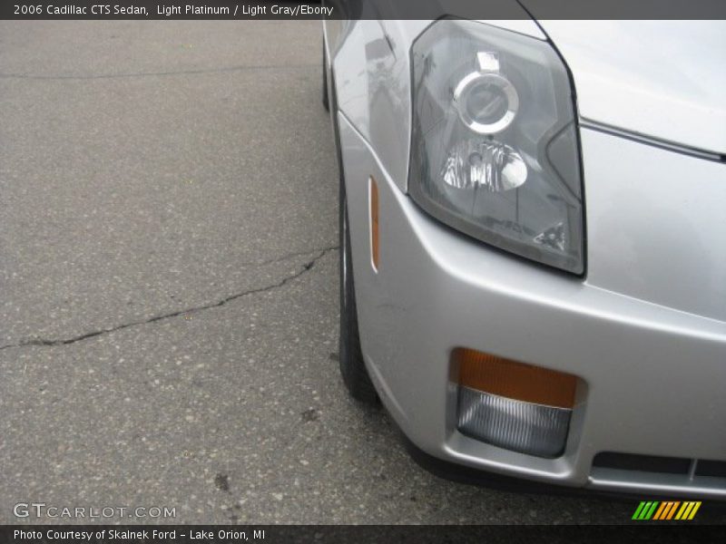 Light Platinum / Light Gray/Ebony 2006 Cadillac CTS Sedan