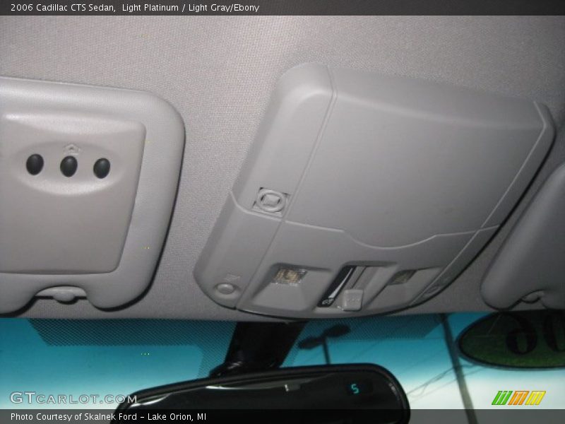 Light Platinum / Light Gray/Ebony 2006 Cadillac CTS Sedan