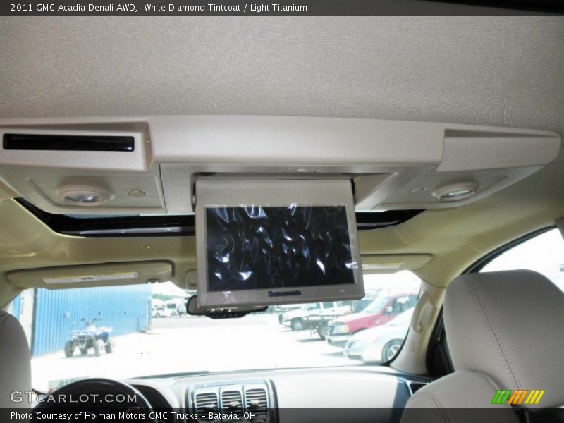 White Diamond Tintcoat / Light Titanium 2011 GMC Acadia Denali AWD