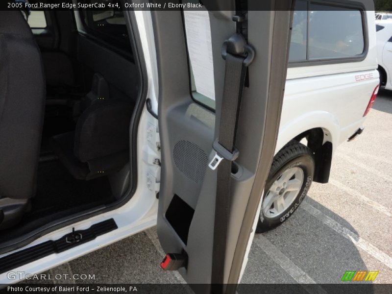 Oxford White / Ebony Black 2005 Ford Ranger Edge SuperCab 4x4