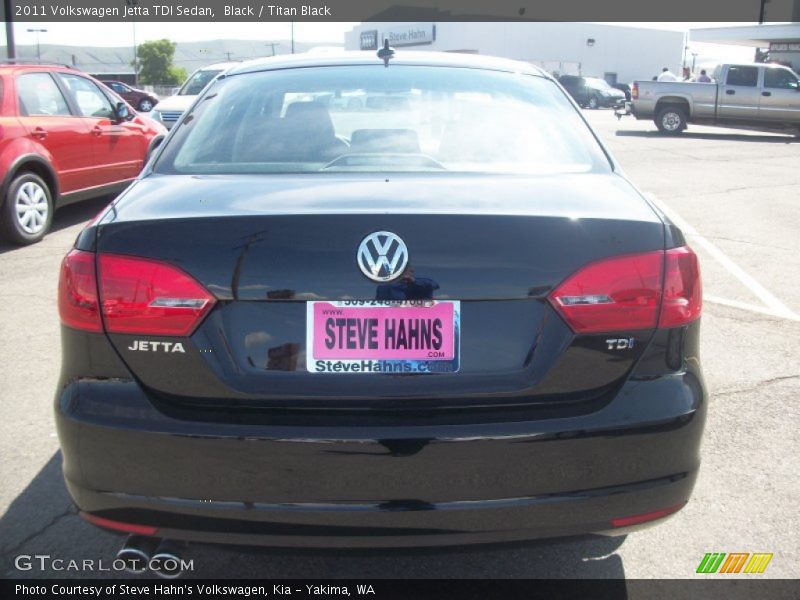 Black / Titan Black 2011 Volkswagen Jetta TDI Sedan