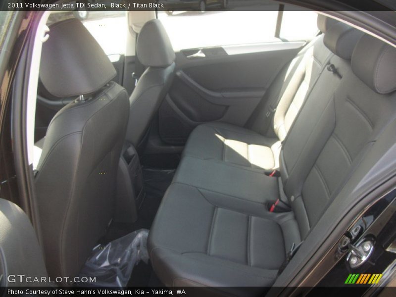 Black / Titan Black 2011 Volkswagen Jetta TDI Sedan