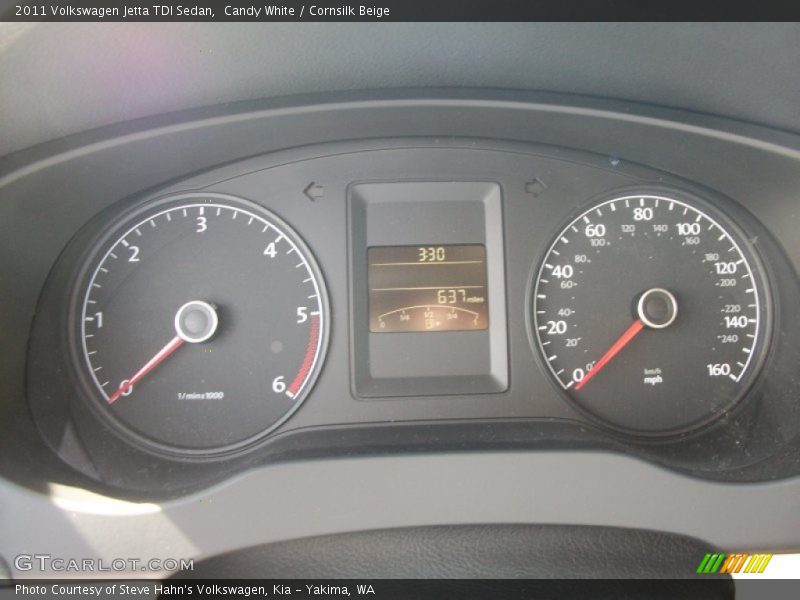 Candy White / Cornsilk Beige 2011 Volkswagen Jetta TDI Sedan