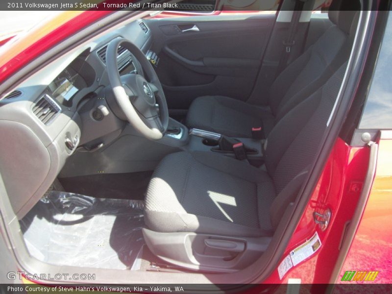 Tornado Red / Titan Black 2011 Volkswagen Jetta S Sedan