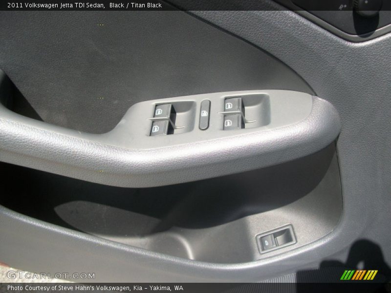 Black / Titan Black 2011 Volkswagen Jetta TDI Sedan
