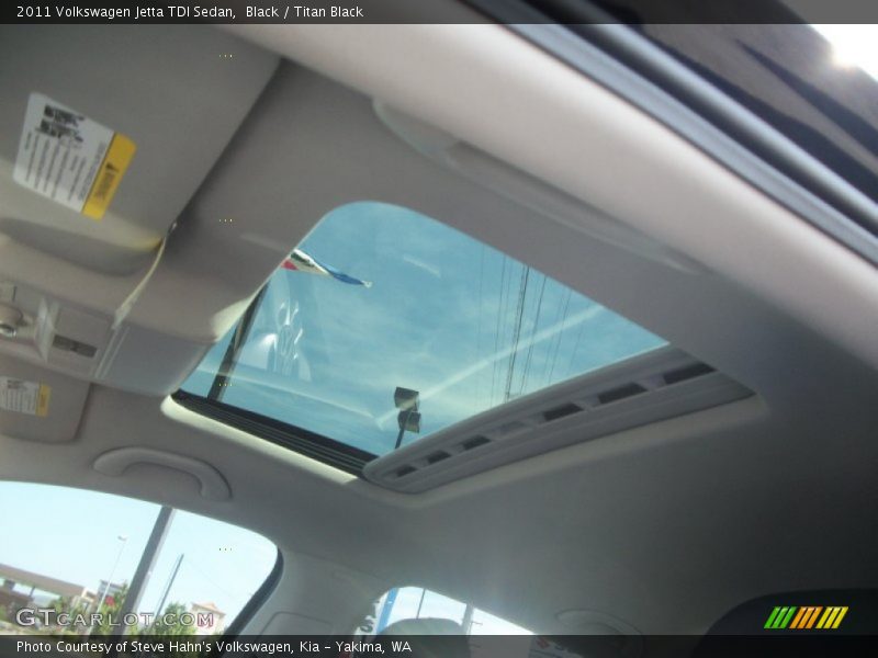 Black / Titan Black 2011 Volkswagen Jetta TDI Sedan