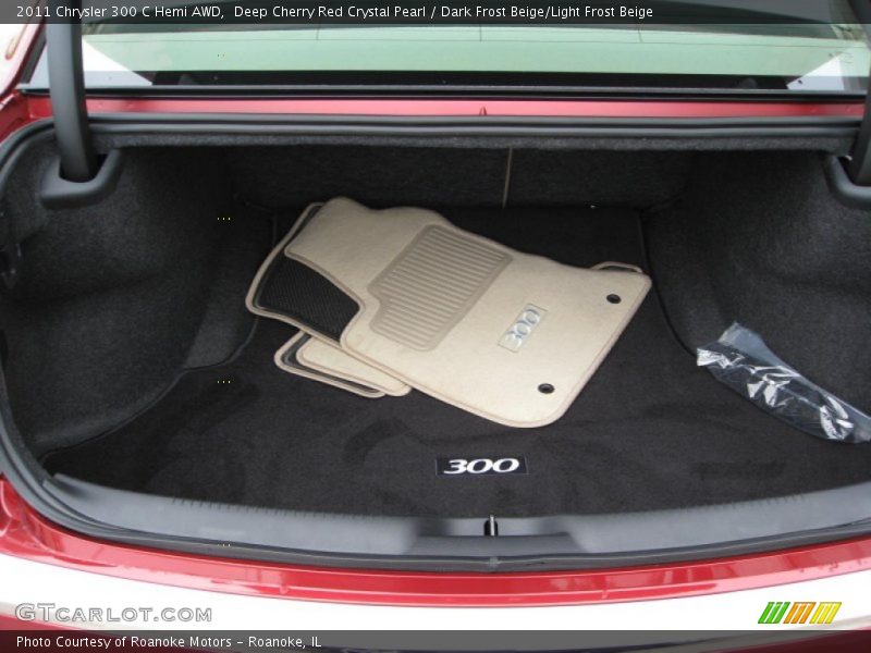  2011 300 C Hemi AWD Trunk