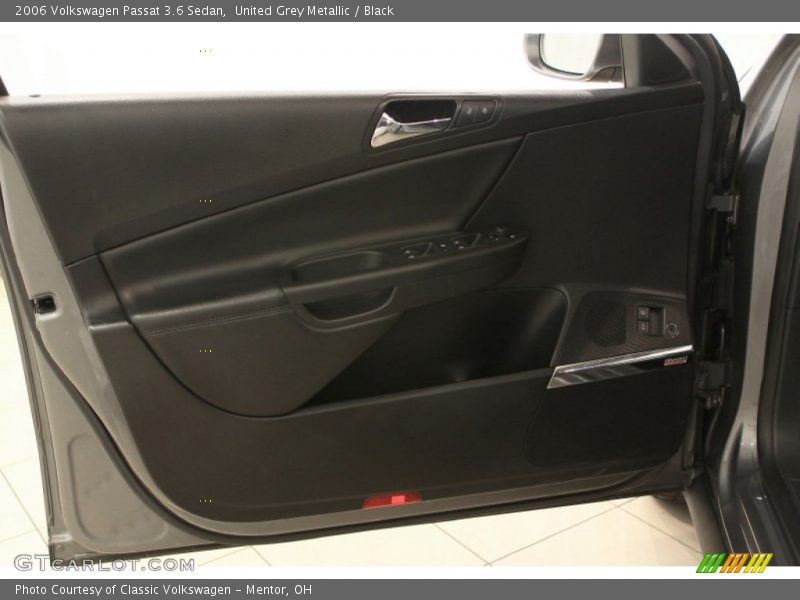 United Grey Metallic / Black 2006 Volkswagen Passat 3.6 Sedan