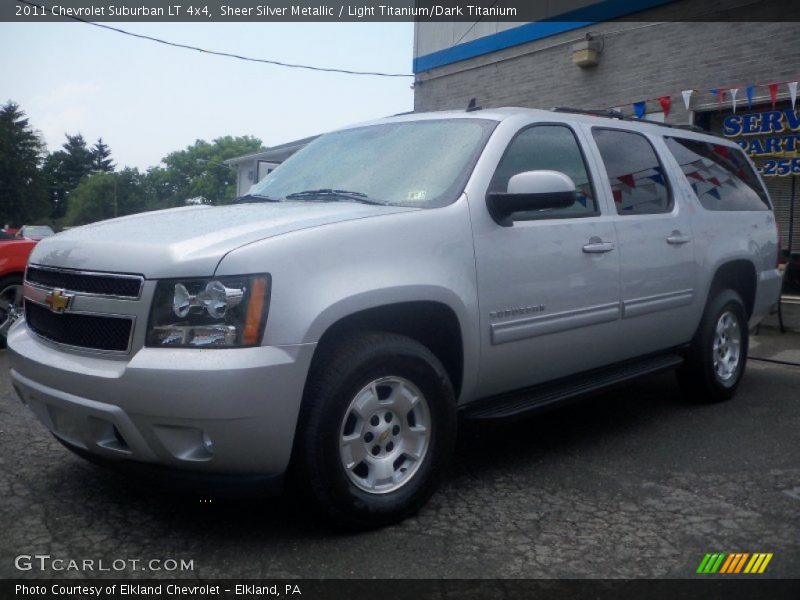 Sheer Silver Metallic / Light Titanium/Dark Titanium 2011 Chevrolet Suburban LT 4x4
