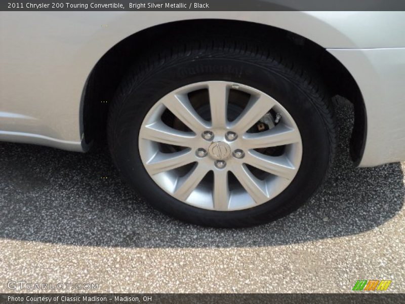 Bright Silver Metallic / Black 2011 Chrysler 200 Touring Convertible