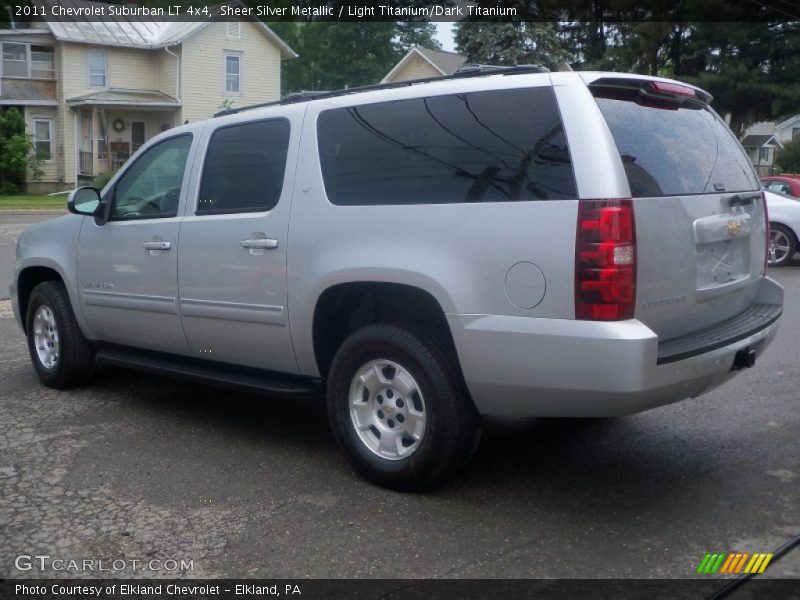 Sheer Silver Metallic / Light Titanium/Dark Titanium 2011 Chevrolet Suburban LT 4x4