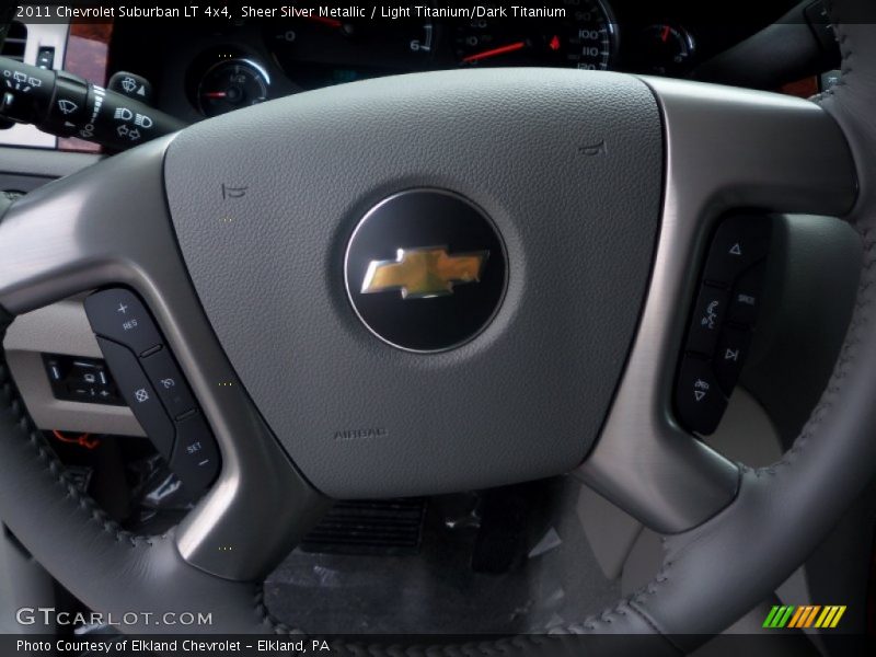 Sheer Silver Metallic / Light Titanium/Dark Titanium 2011 Chevrolet Suburban LT 4x4