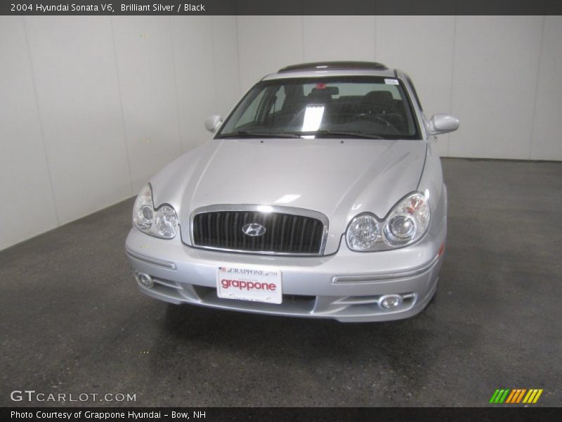 Brilliant Silver / Black 2004 Hyundai Sonata V6