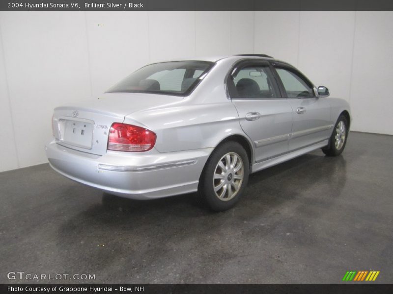 Brilliant Silver / Black 2004 Hyundai Sonata V6