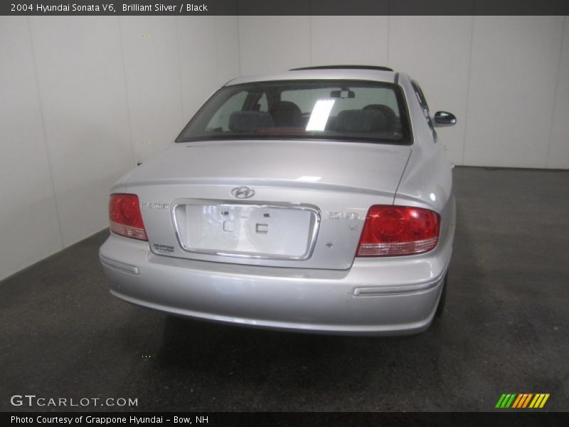 Brilliant Silver / Black 2004 Hyundai Sonata V6