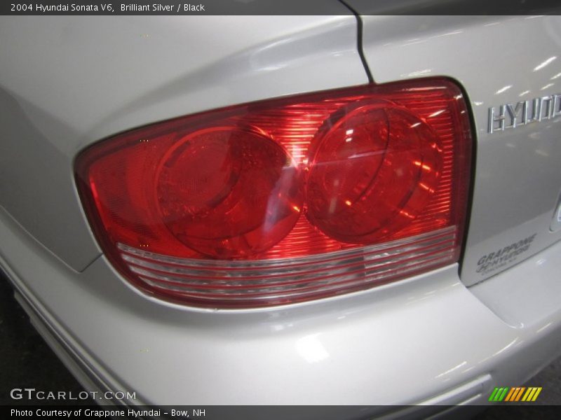 Brilliant Silver / Black 2004 Hyundai Sonata V6
