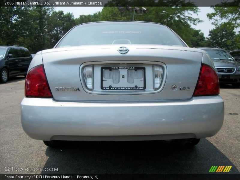 Brilliant Aluminum / Charcoal 2005 Nissan Sentra 1.8 S