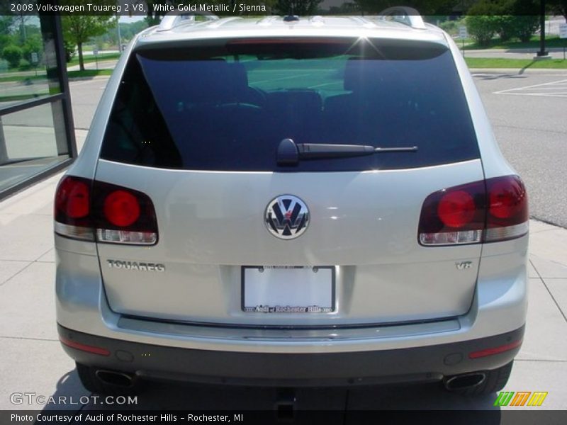 White Gold Metallic / Sienna 2008 Volkswagen Touareg 2 V8